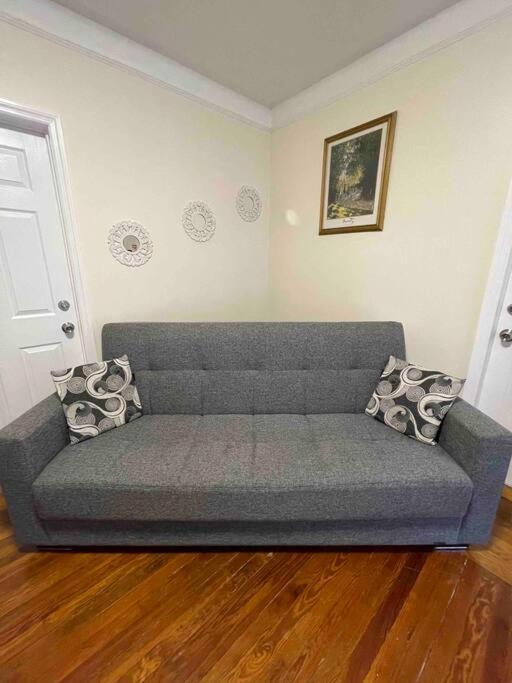 Entire Cozy 1br In Heart Of Queens L * New York